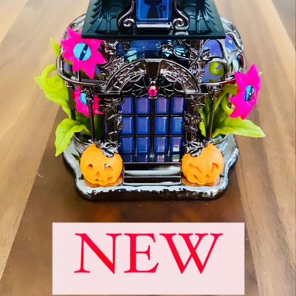 BBW Haunted Conservatory Projector - Picture 4 of 5